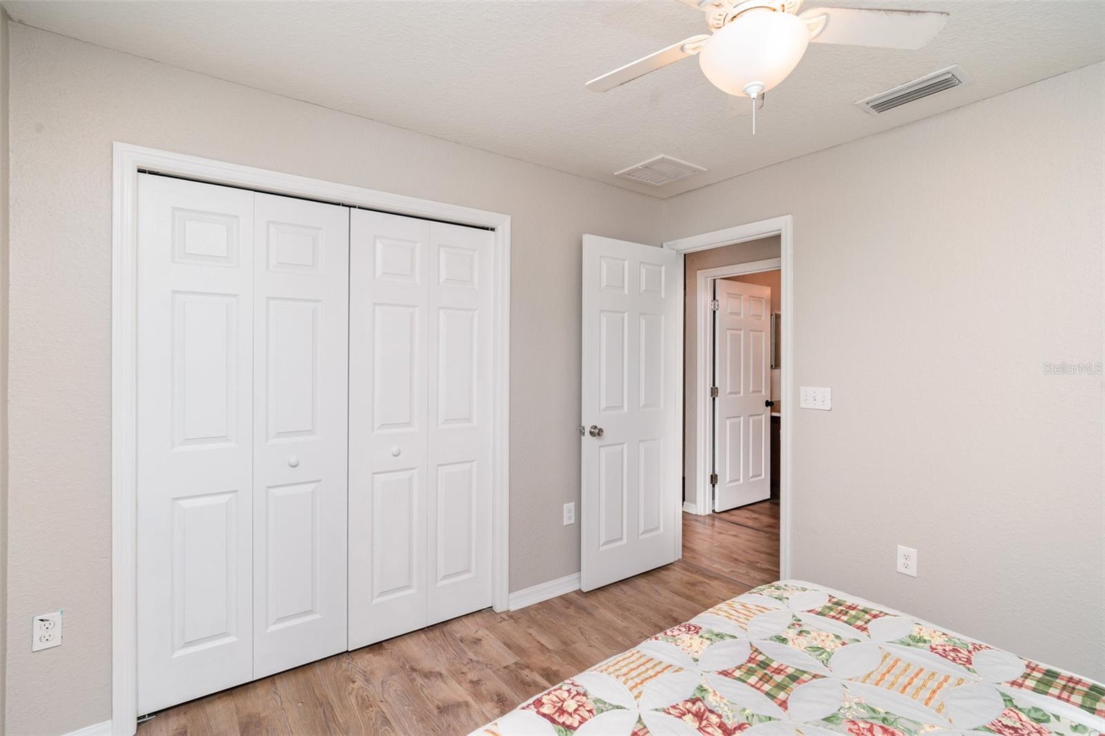 Image 22 of 33 For 11342 Southwind Lake Drive