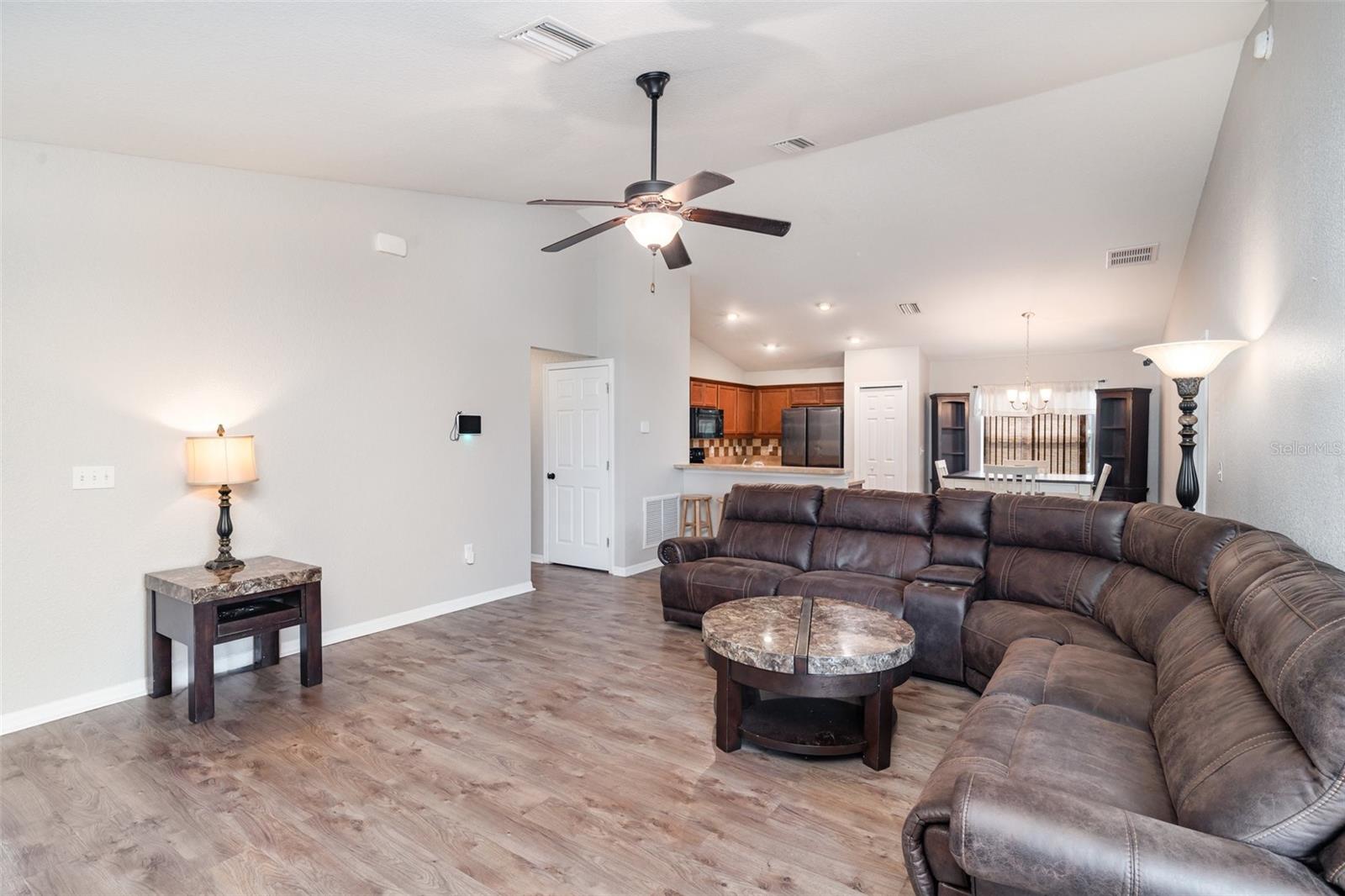Image 9 of 33 For 11342 Southwind Lake Drive