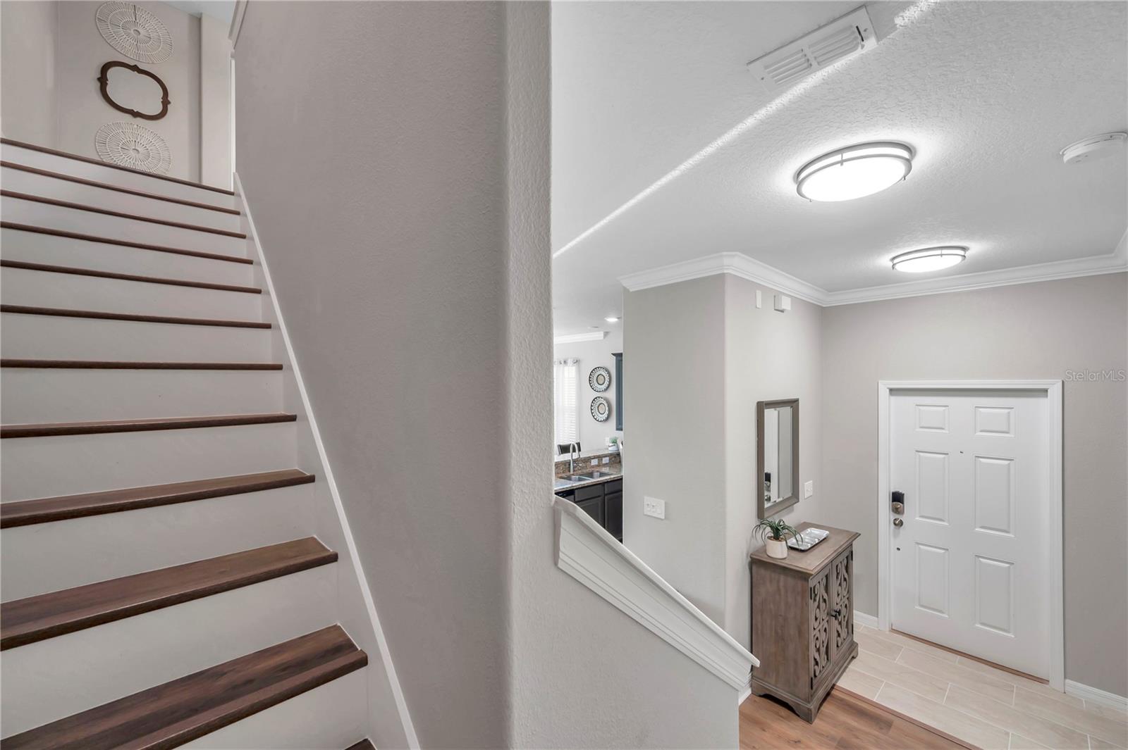 Image 17 of 38 For 12025 Greengate Drive