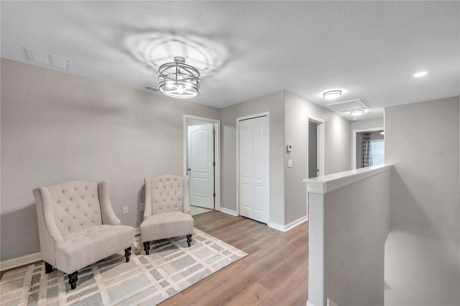 Image 18 of 38 For 12025 Greengate Drive