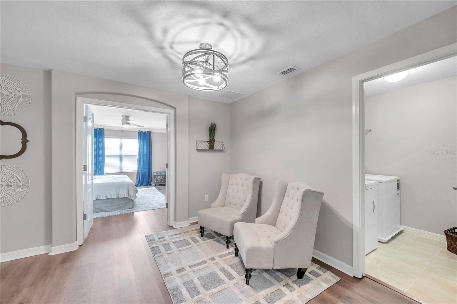 Image 19 of 38 For 12025 Greengate Drive