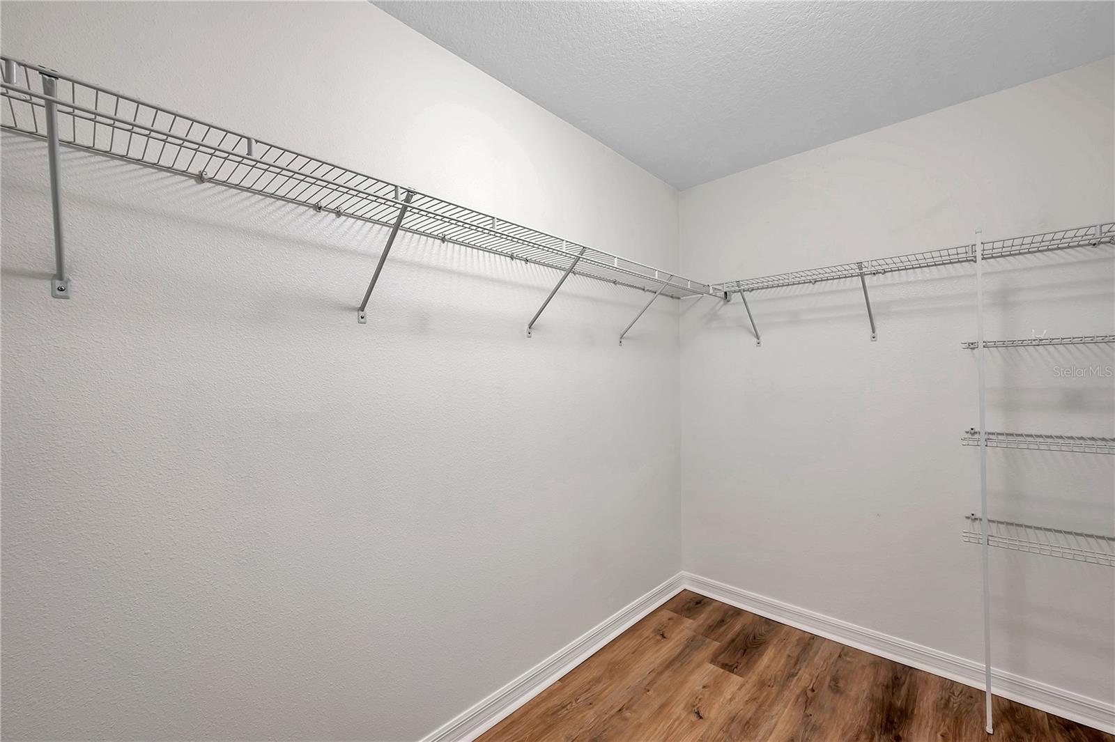 Image 25 of 38 For 12025 Greengate Drive