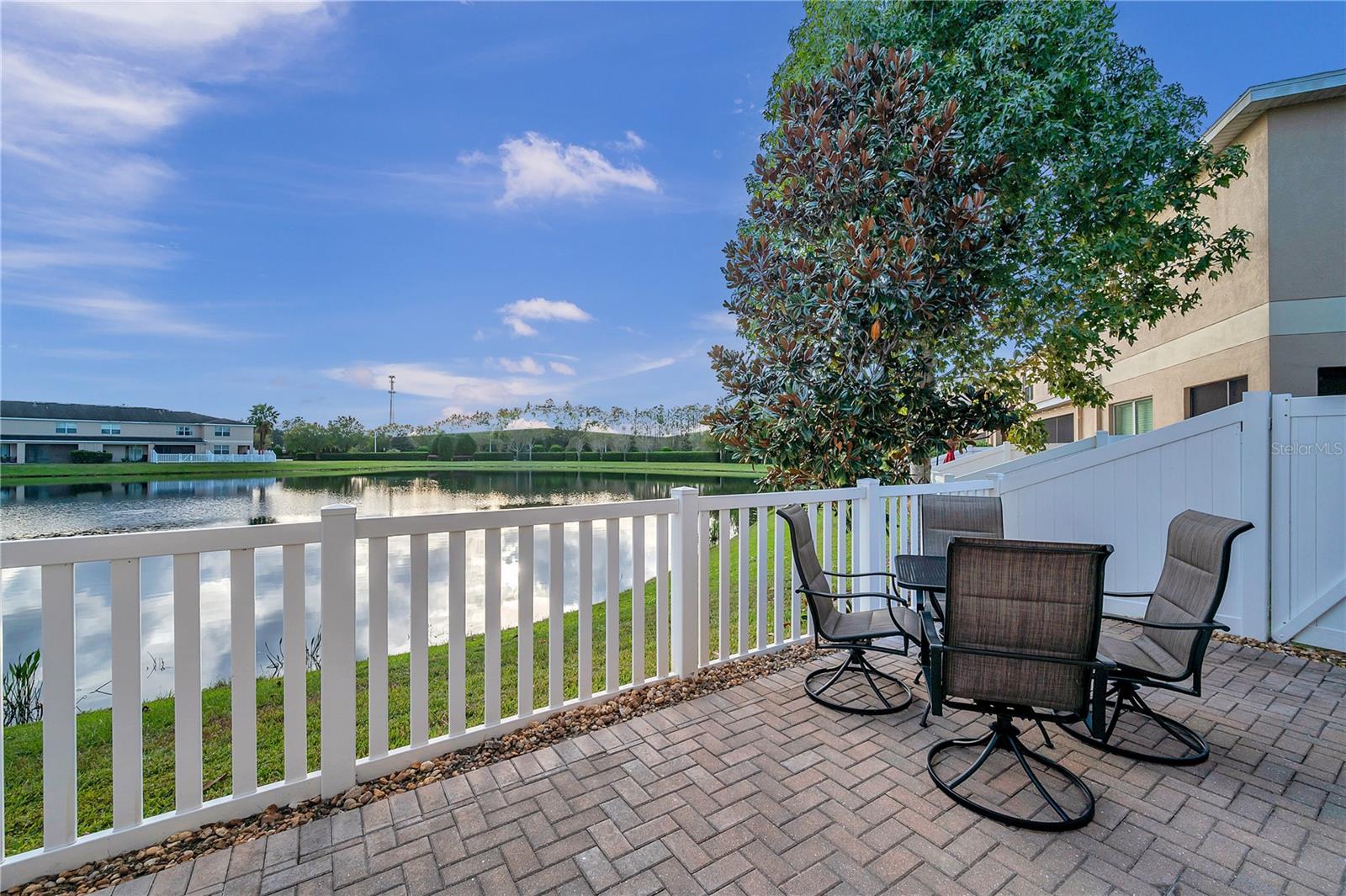 Image 3 of 38 For 12025 Greengate Drive