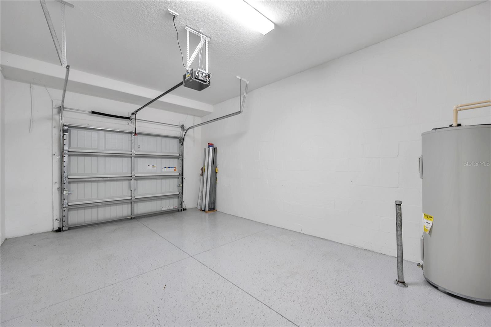 Image 34 of 38 For 12025 Greengate Drive