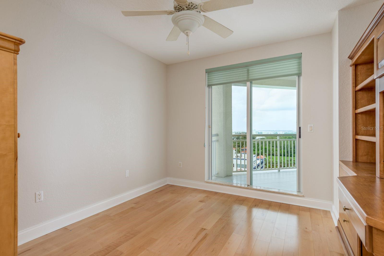Image 21 of 48 For 1170 Gulf Boulevard N 1506