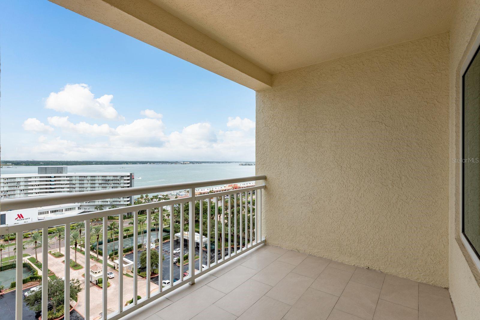 Image 28 of 48 For 1170 Gulf Boulevard N 1506