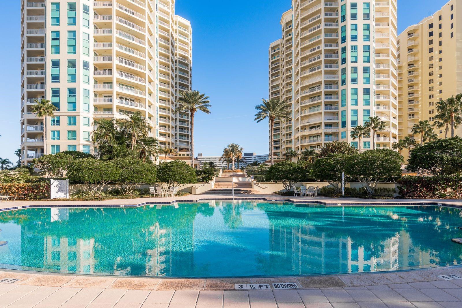 Image 39 of 48 For 1170 Gulf Boulevard N 1506