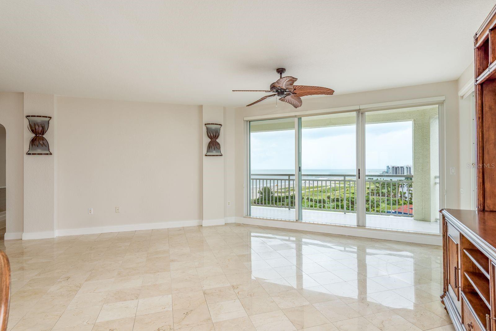 Image 8 of 48 For 1170 Gulf Boulevard N 1506