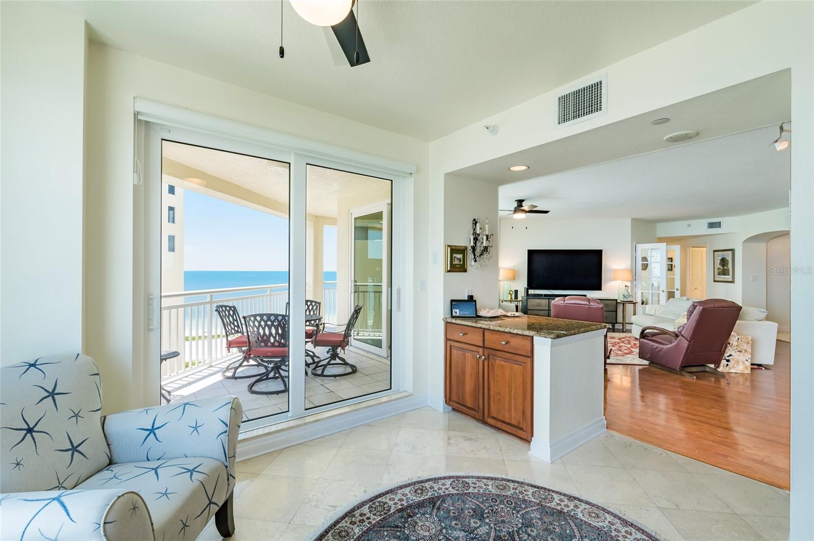 Image 21 of 56 For 1180 Gulf Boulevard 1805
