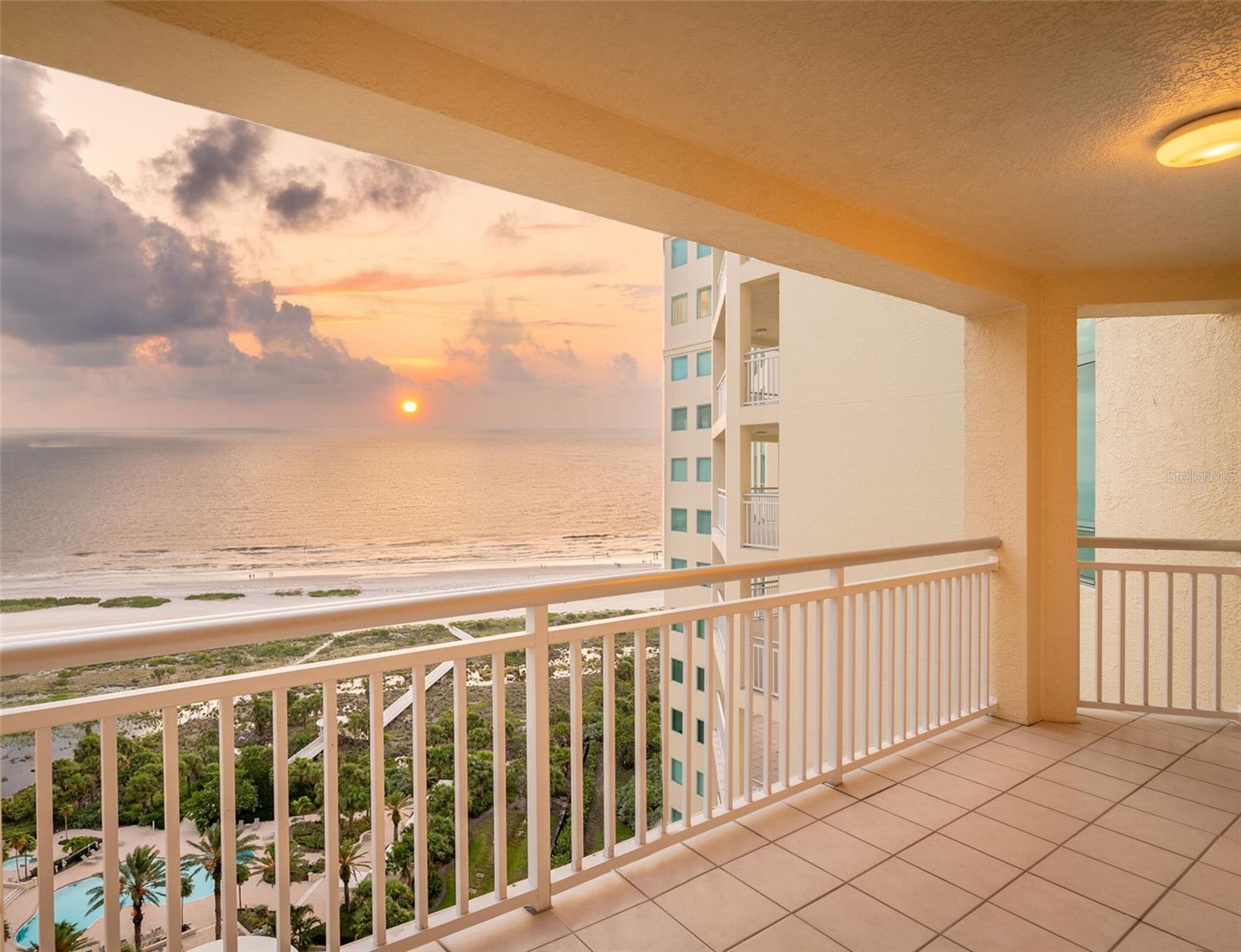 Image 4 of 56 For 1180 Gulf Boulevard 1805