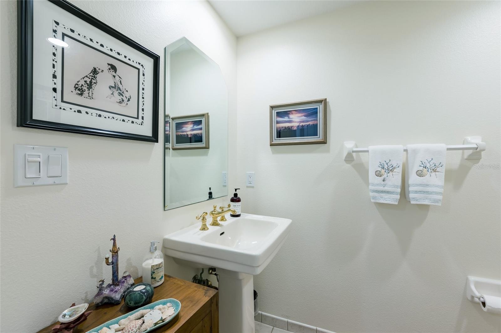 Image 41 of 56 For 1180 Gulf Boulevard 1805