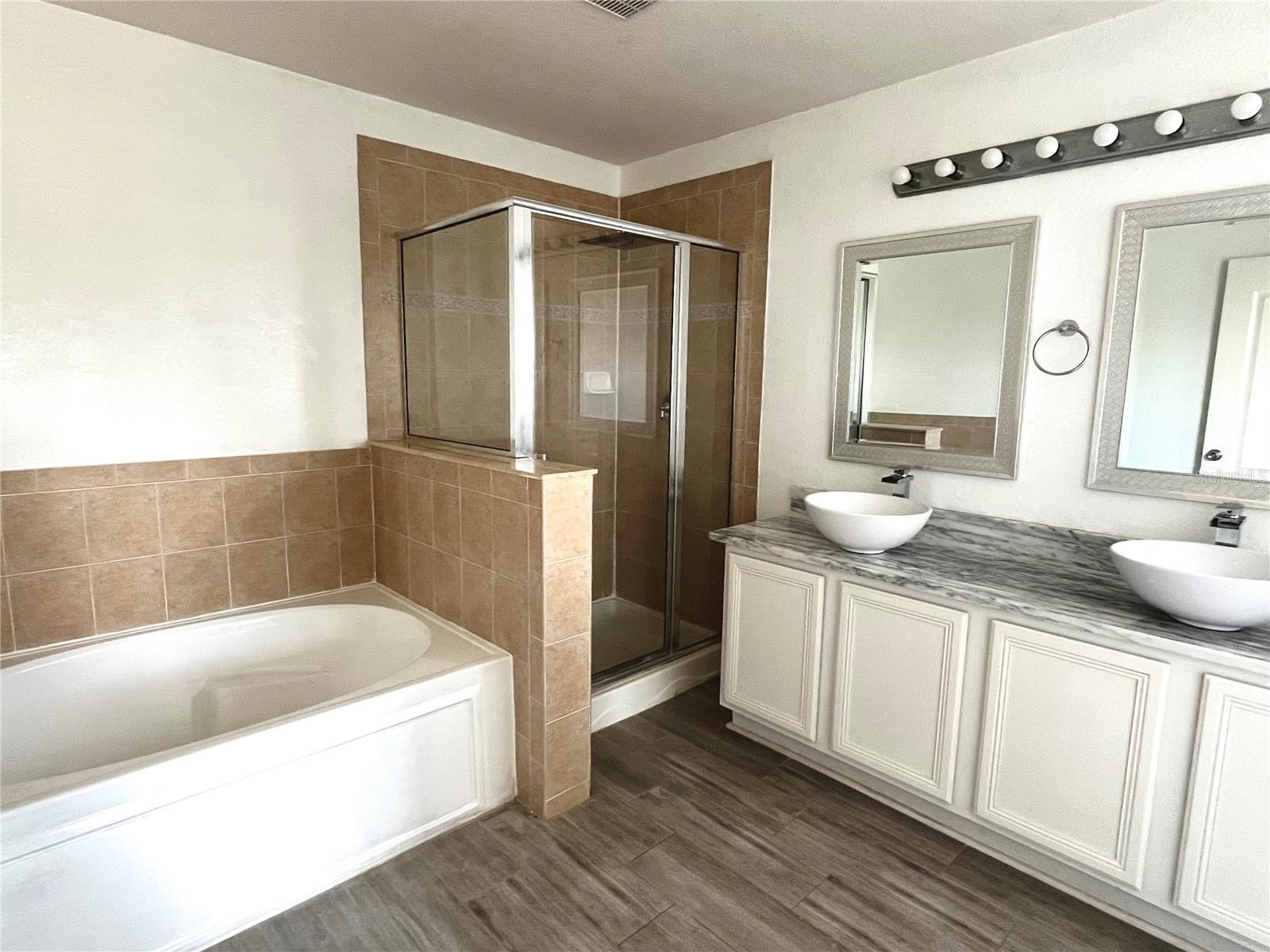 Image 20 of 56 For 20721 Whitewood Way
