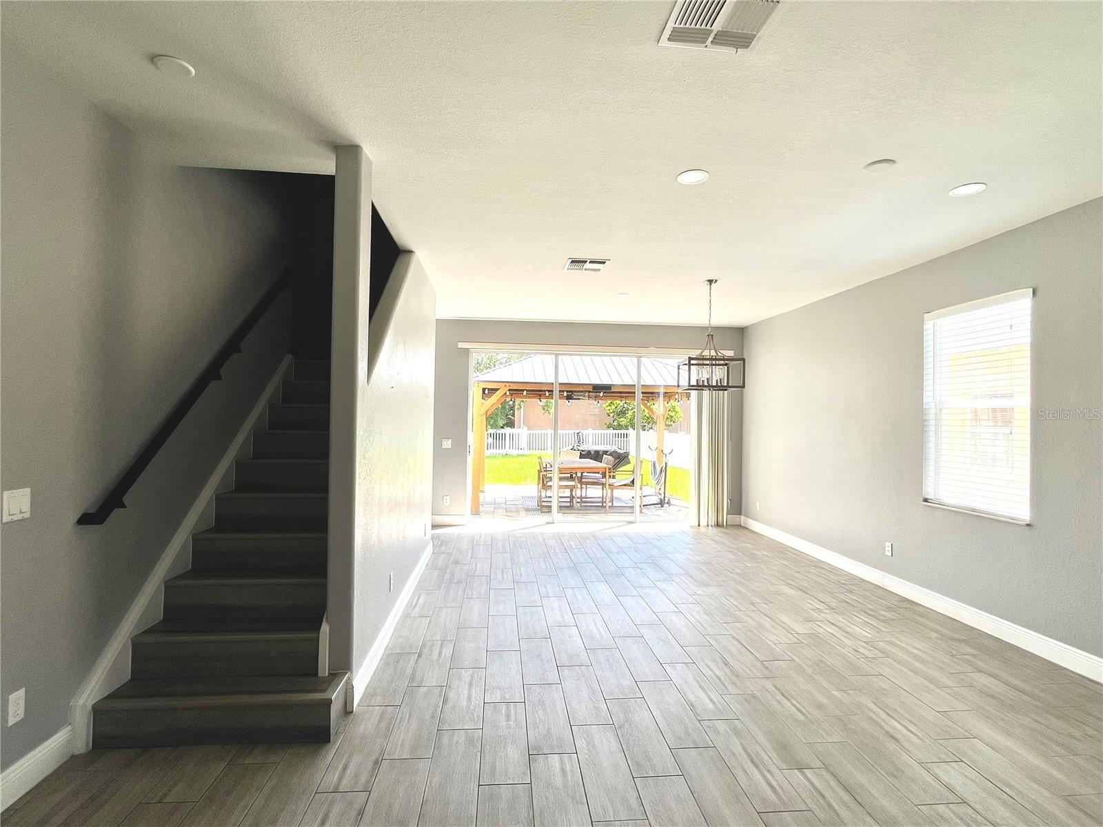 Image 3 of 56 For 20721 Whitewood Way