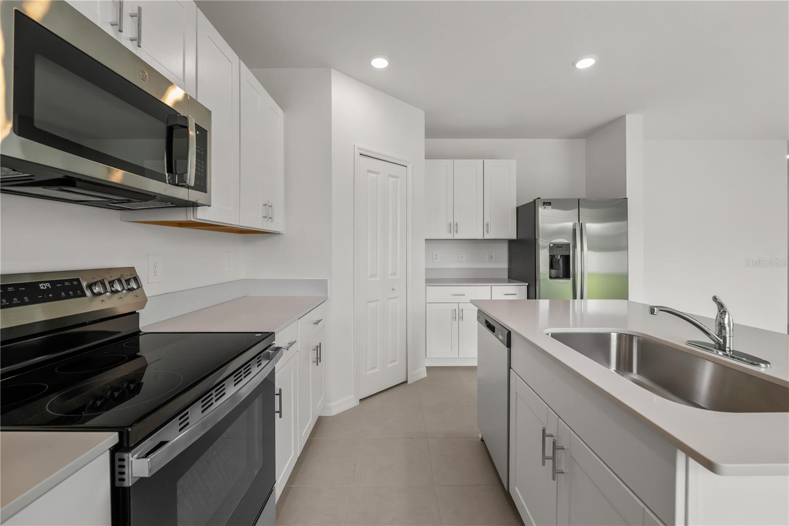 Image 15 of 54 For 12046 Brae Way
