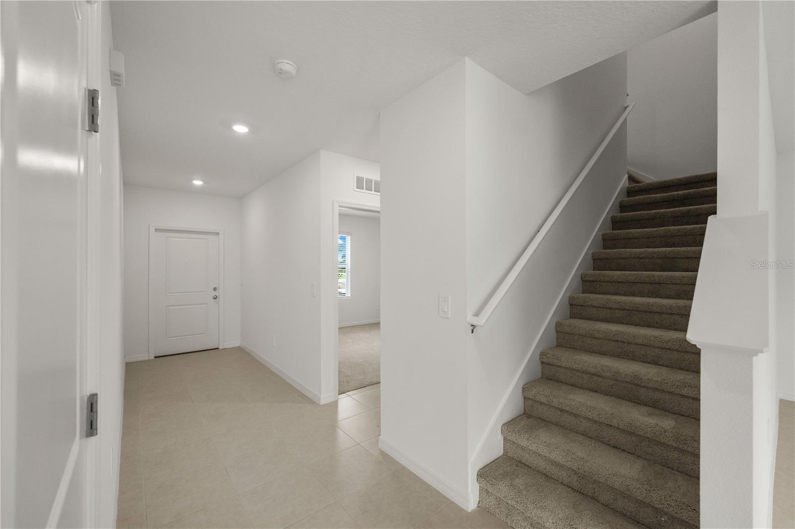 Image 18 of 54 For 12046 Brae Way