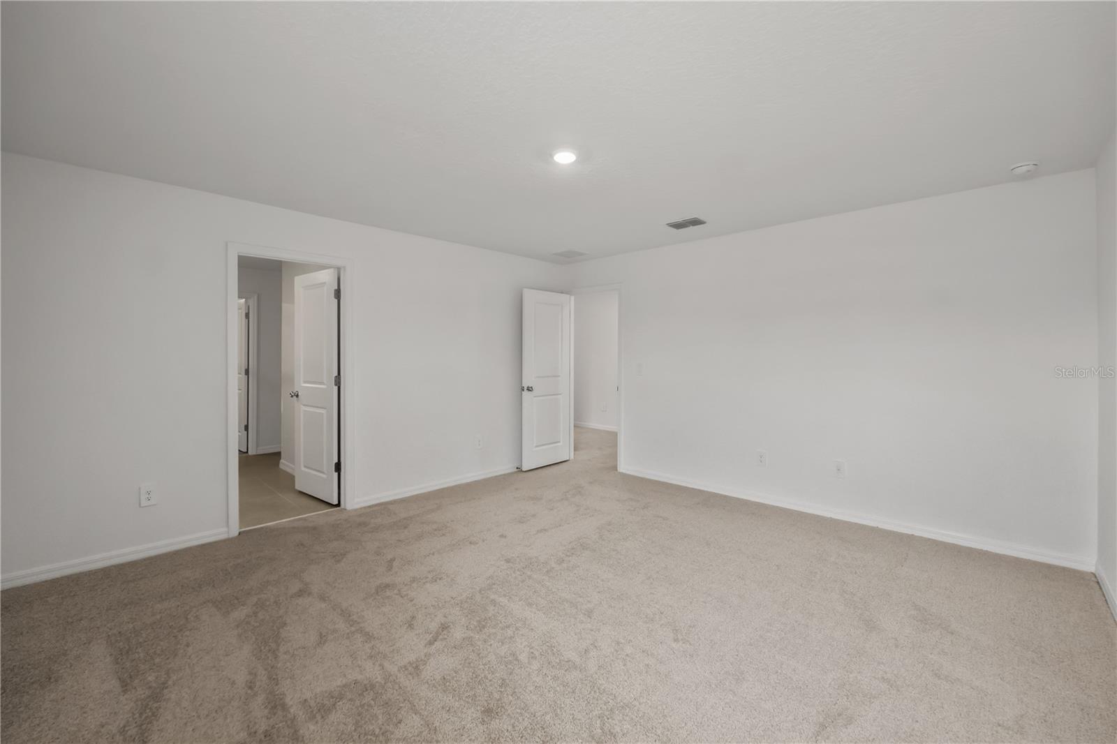 Image 24 of 54 For 12046 Brae Way