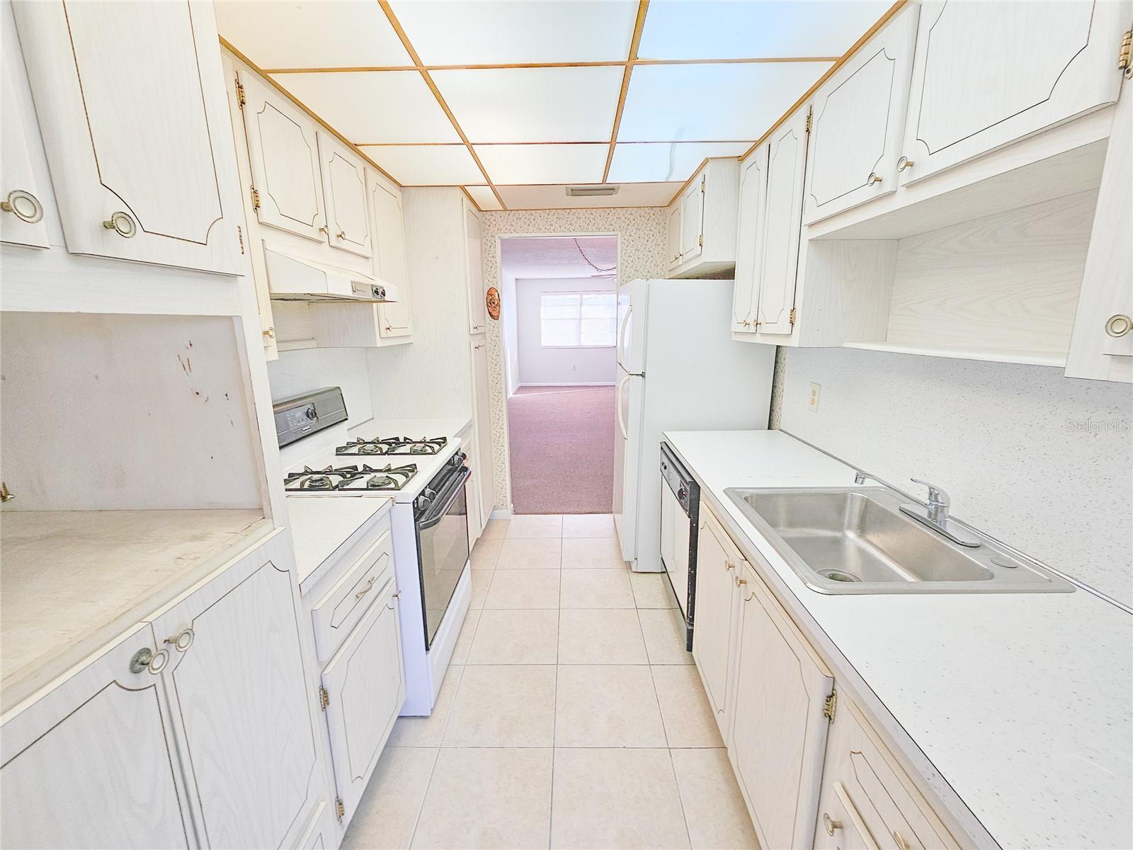 Image 7 of 30 For 3128 59th Street S 204