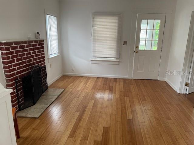 Image 5 of 15 For 604 Alden Avenue