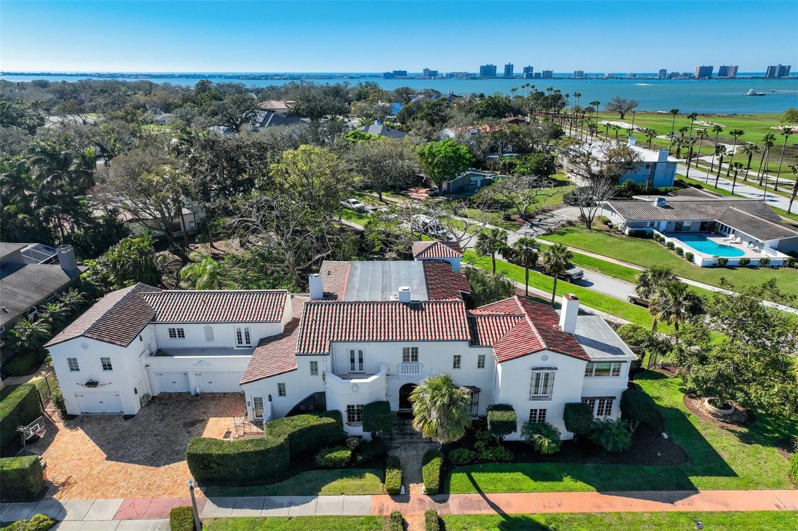 Image 2 of 31 For 1102 Palm View Avenue
