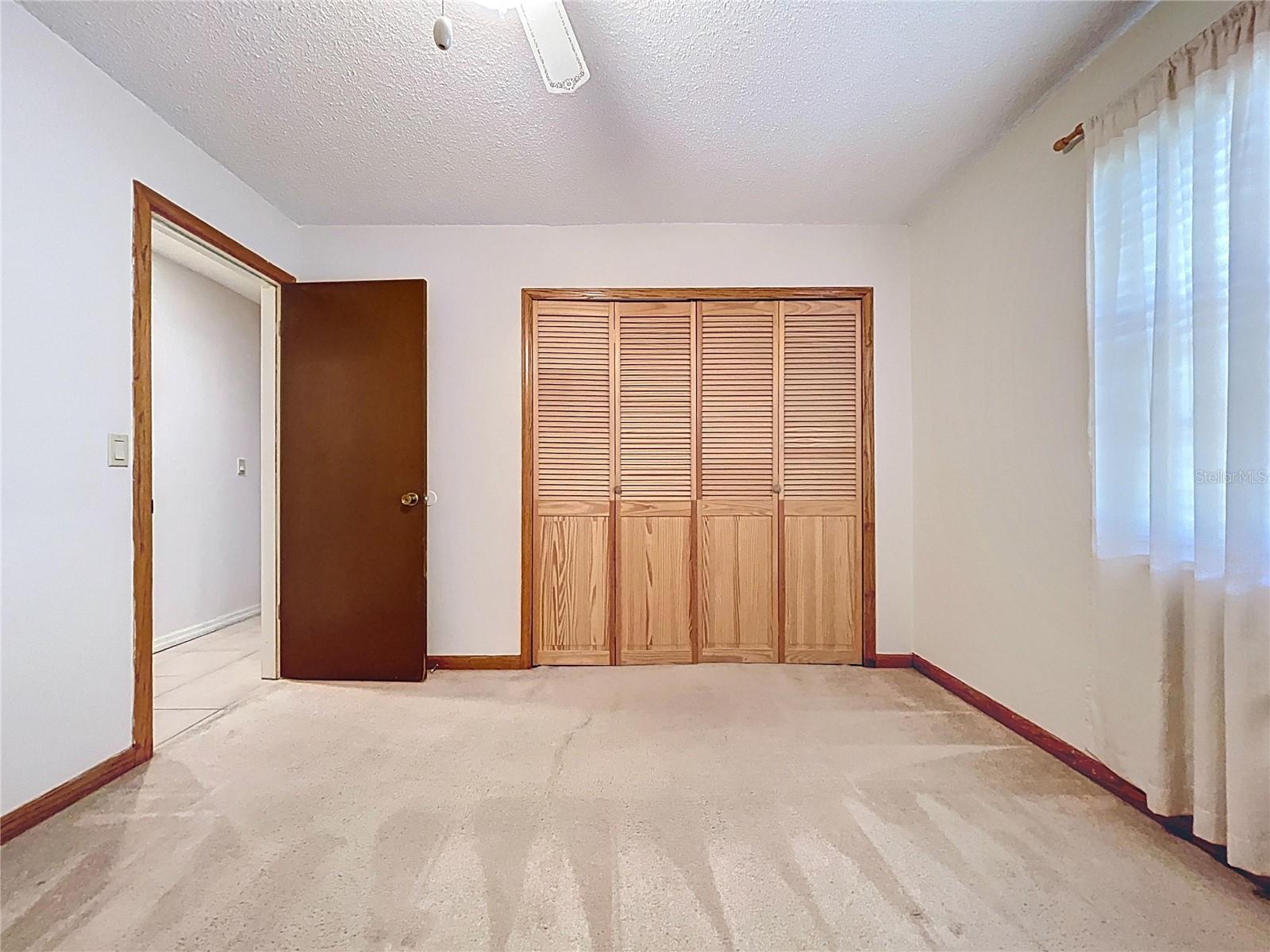 Image 21 of 31 For 422 Mahogany Drive