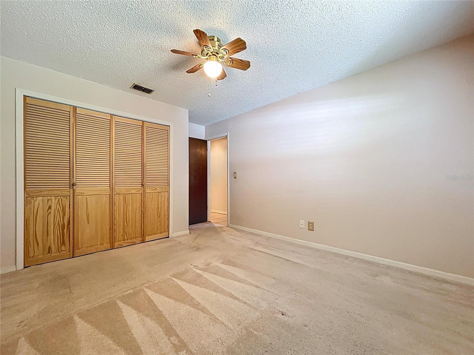 Image 22 of 31 For 422 Mahogany Drive