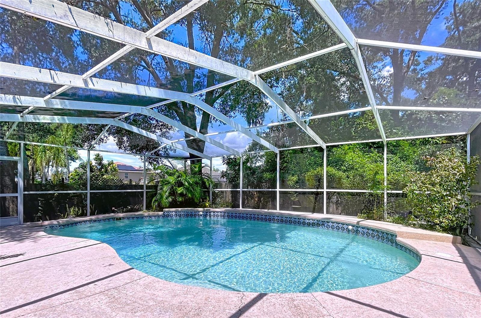 Image 4 of 31 For 422 Mahogany Drive