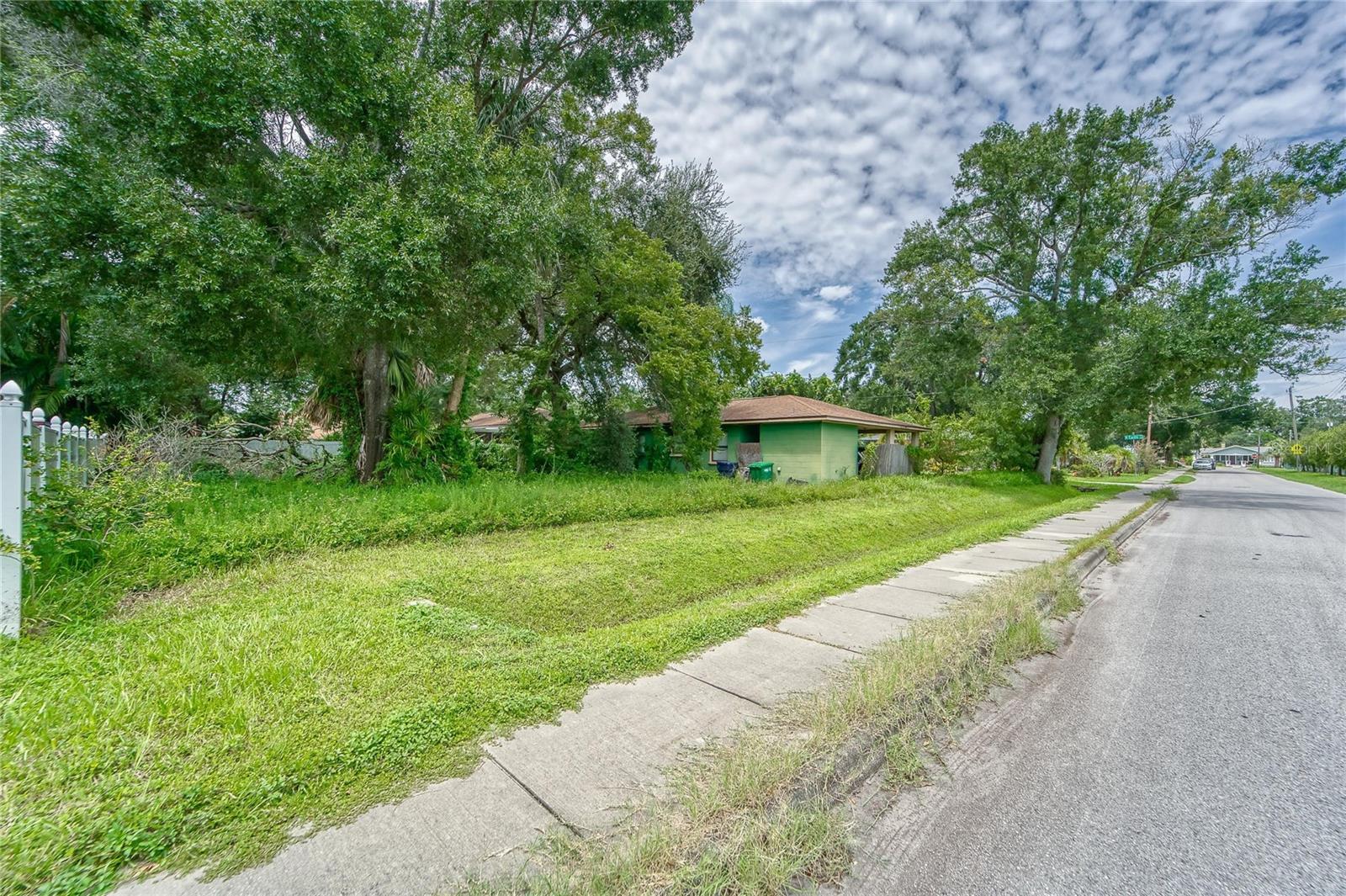 Image 17 of 18 For 504 Curtis Street