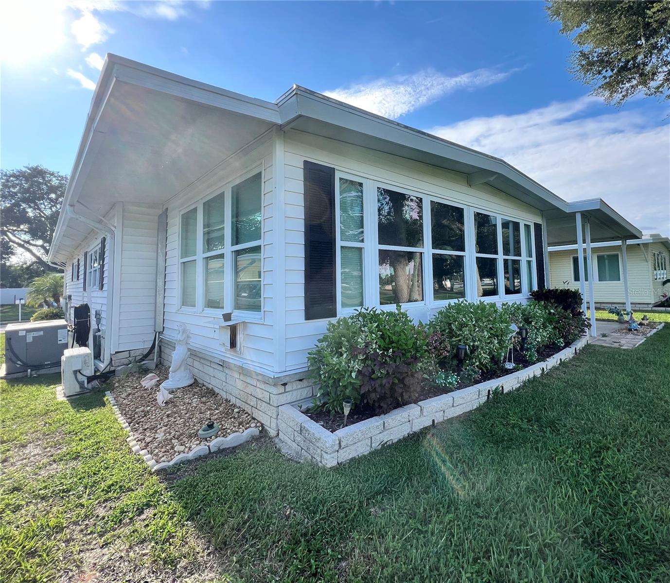 Image 6 of 77 For 1100 Belcher Road S 445