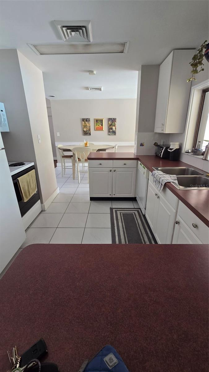 Image 22 of 22 For 13626 Greenfield Drive 309