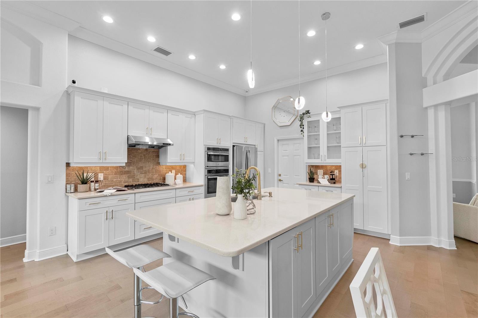 Image 14 of 68 For 9905 Woodbay Dr Drive