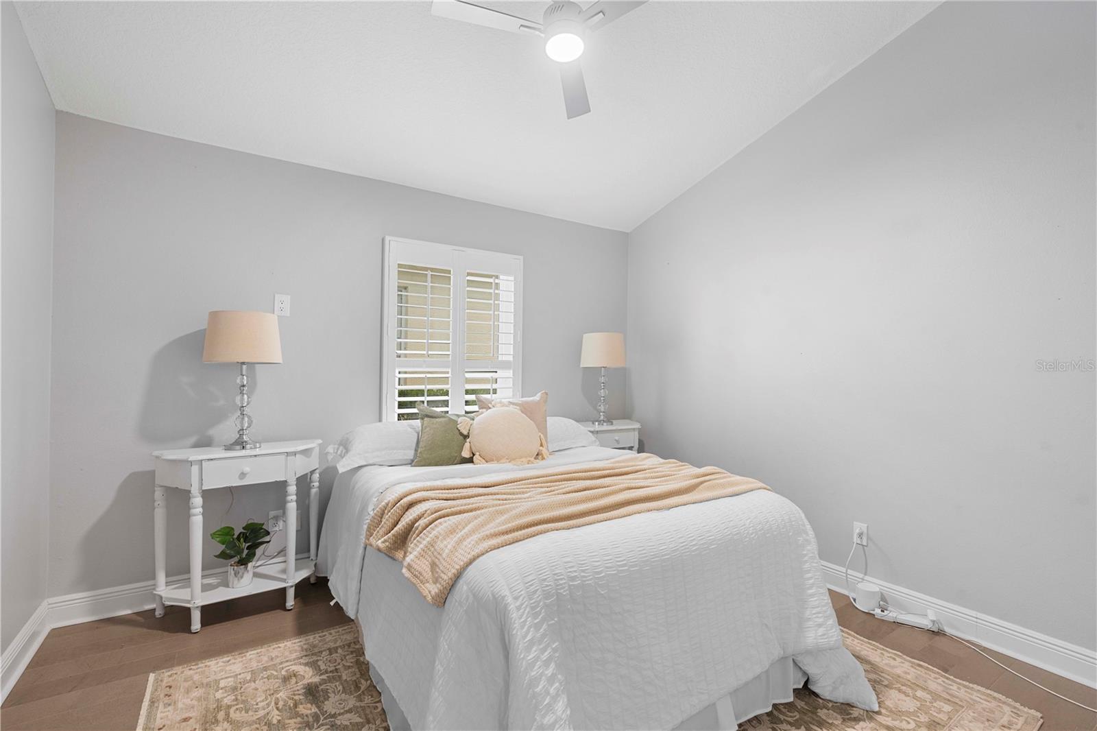 Image 23 of 68 For 9905 Woodbay Dr Drive