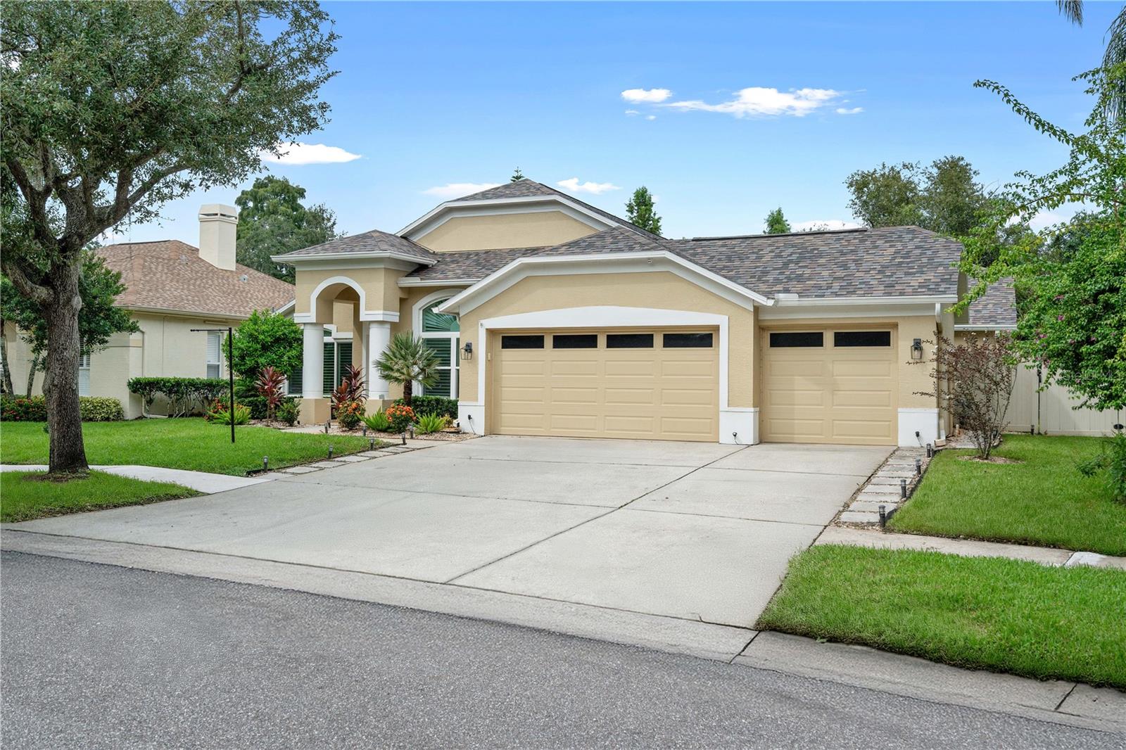 Image 3 of 68 For 9905 Woodbay Dr Drive