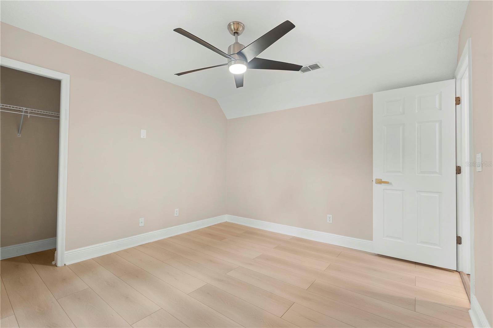 Image 37 of 68 For 9905 Woodbay Dr Drive