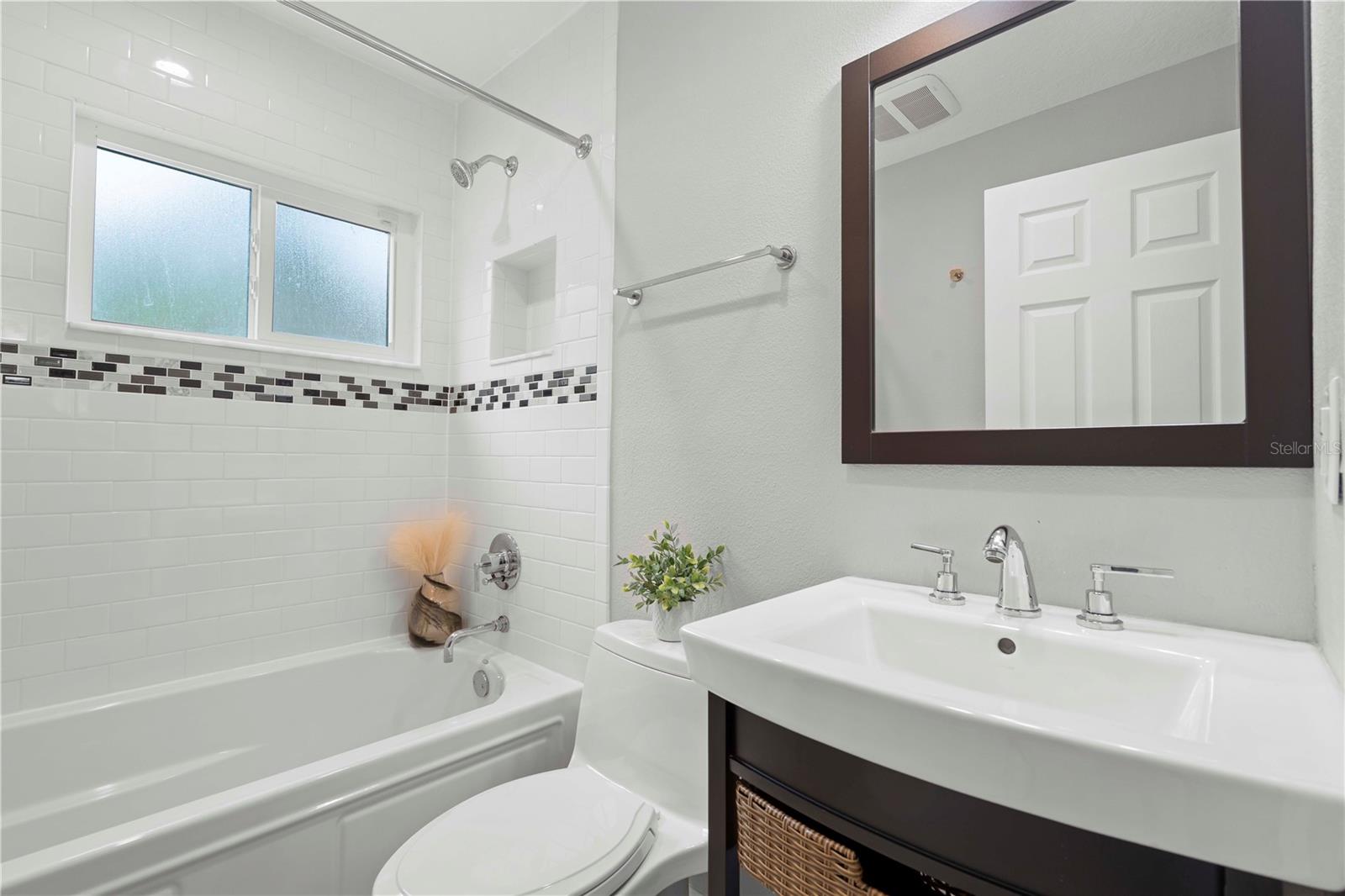 Image 41 of 68 For 9905 Woodbay Dr Drive