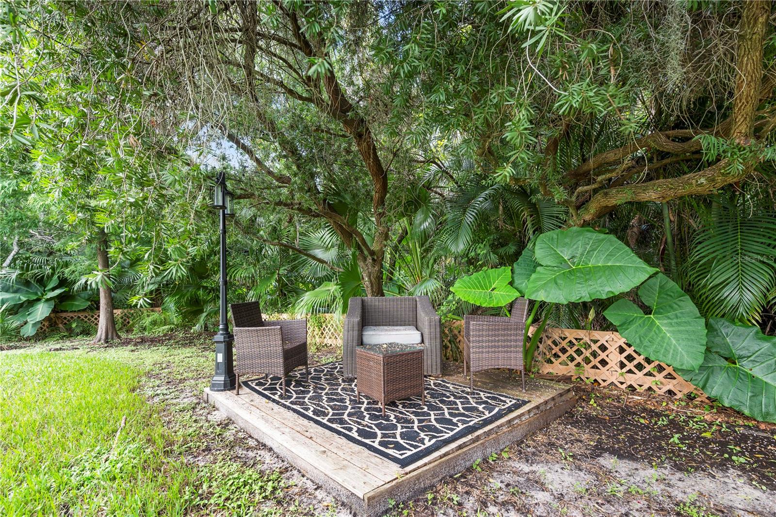 Image 55 of 68 For 9905 Woodbay Dr Drive