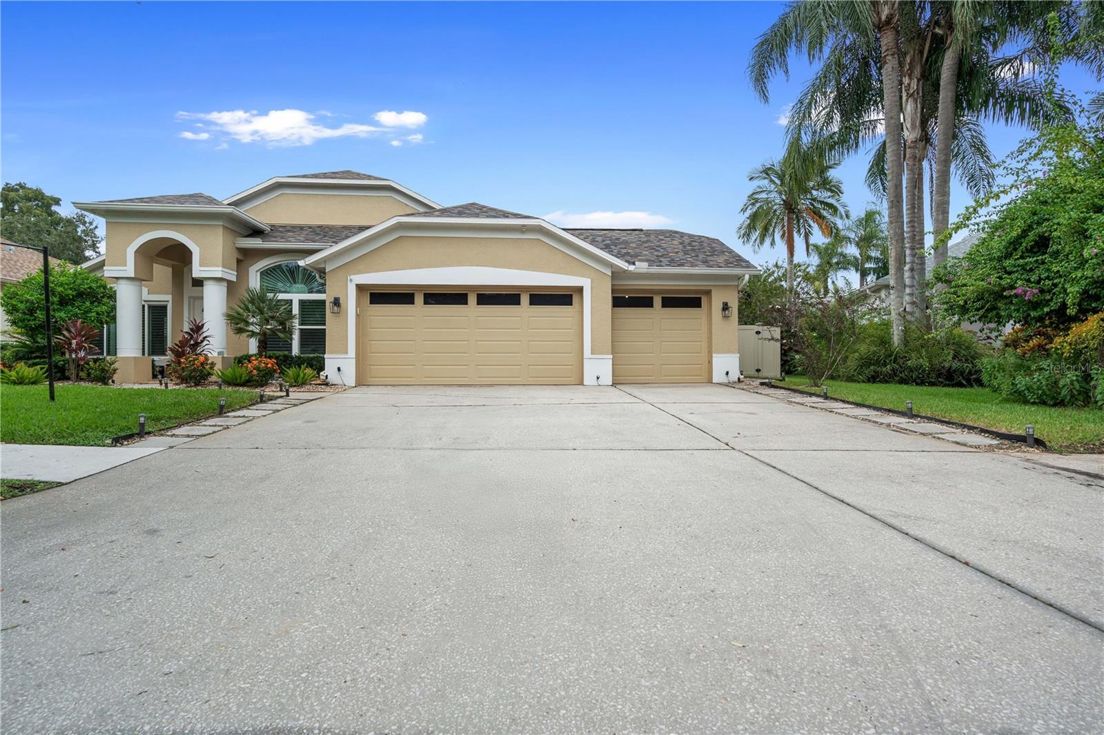 Image 7 of 68 For 9905 Woodbay Dr Drive