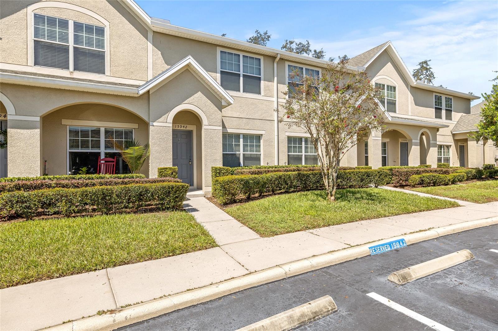 Image 2 of 48 For 15942 Fishhawk View Drive