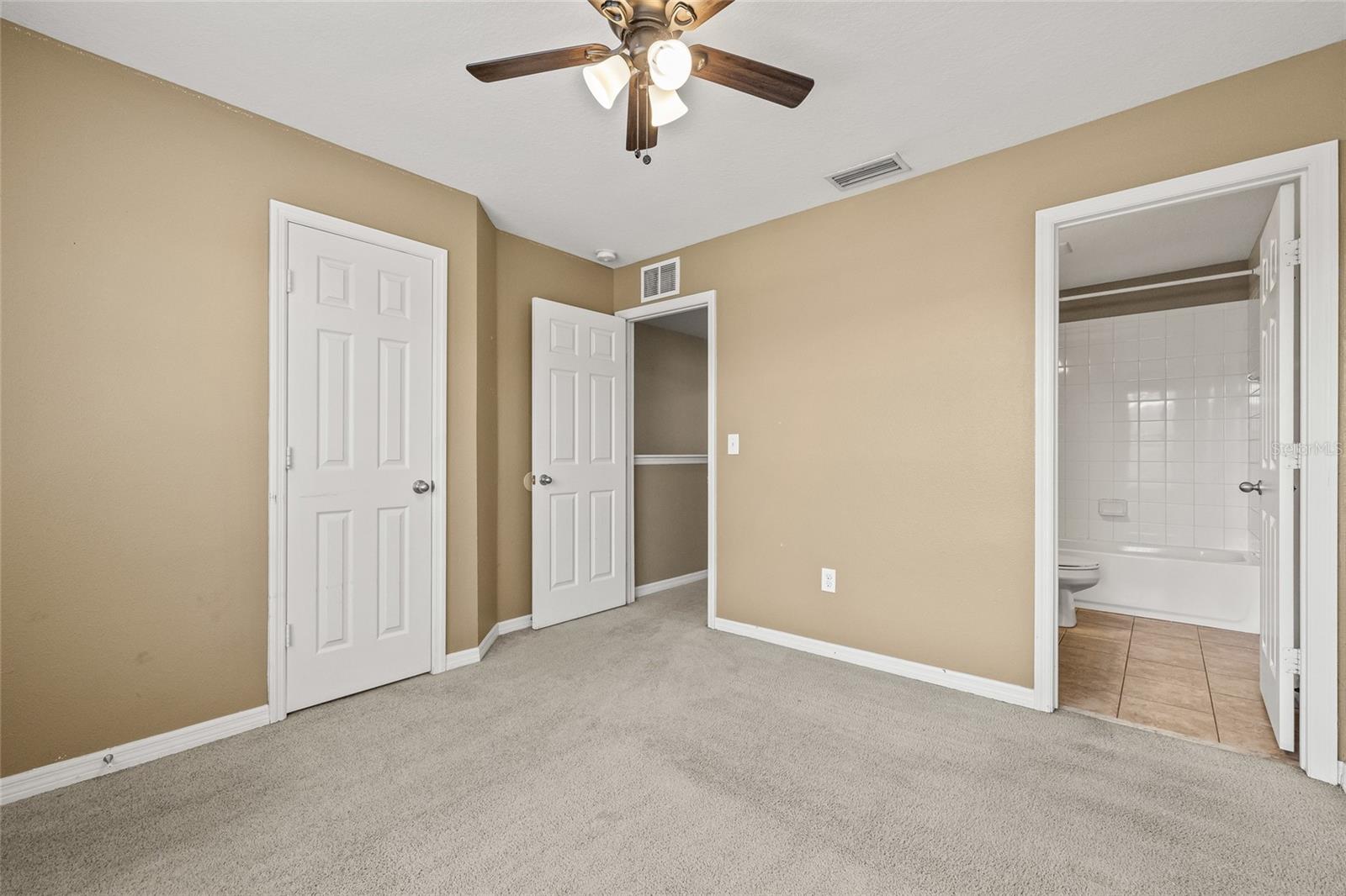 Image 30 of 48 For 15942 Fishhawk View Drive