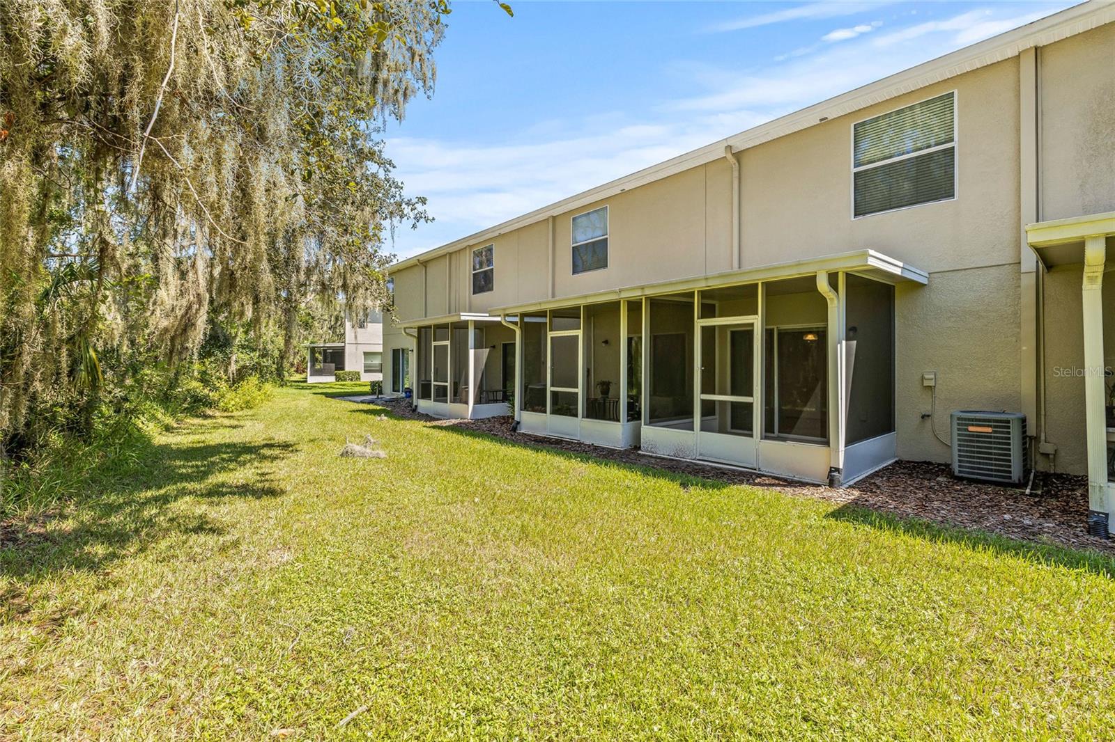 Image 36 of 48 For 15942 Fishhawk View Drive