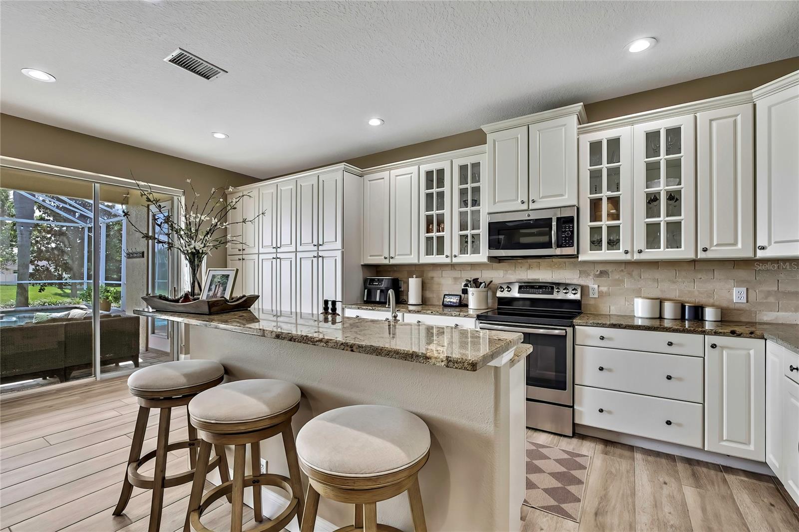 Image 15 of 53 For 14230 Beauly Circle