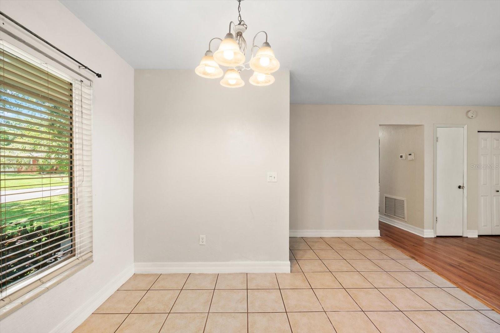 Image 13 of 34 For 1509 Evergreen Avenue