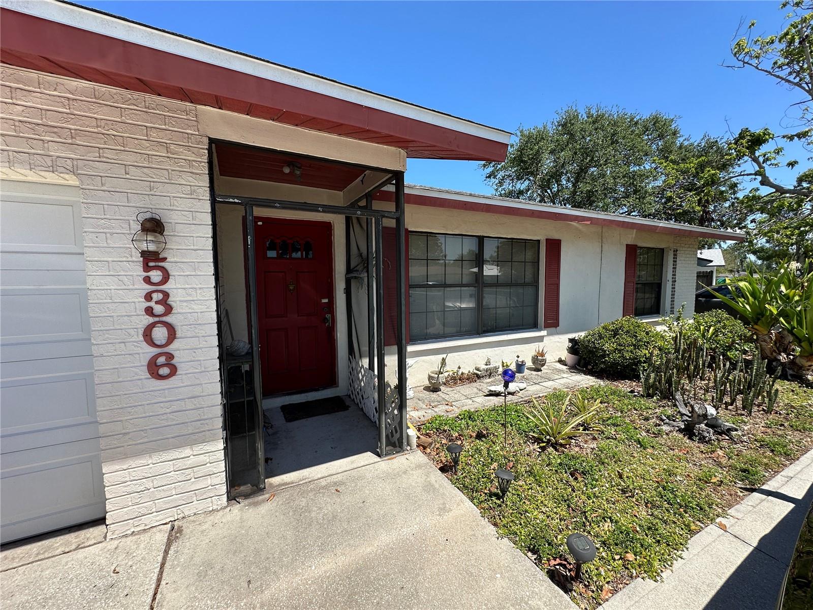 Image 2 of 13 For 5306 36th Avenue Dr W