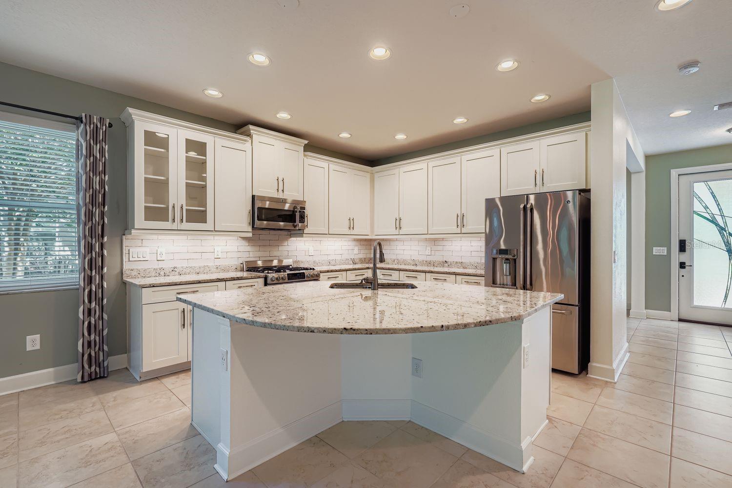 Image 10 of 31 For 5913 Chert Hill Lane