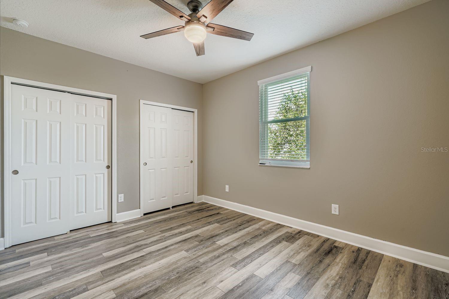 Image 21 of 31 For 5913 Chert Hill Lane