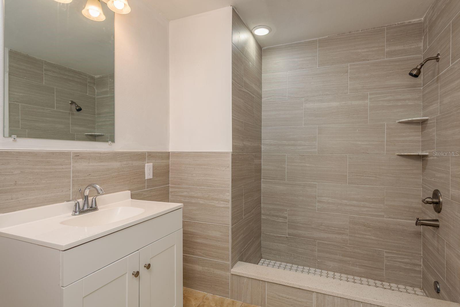 Image 15 of 25 For 1690 Curlew Road