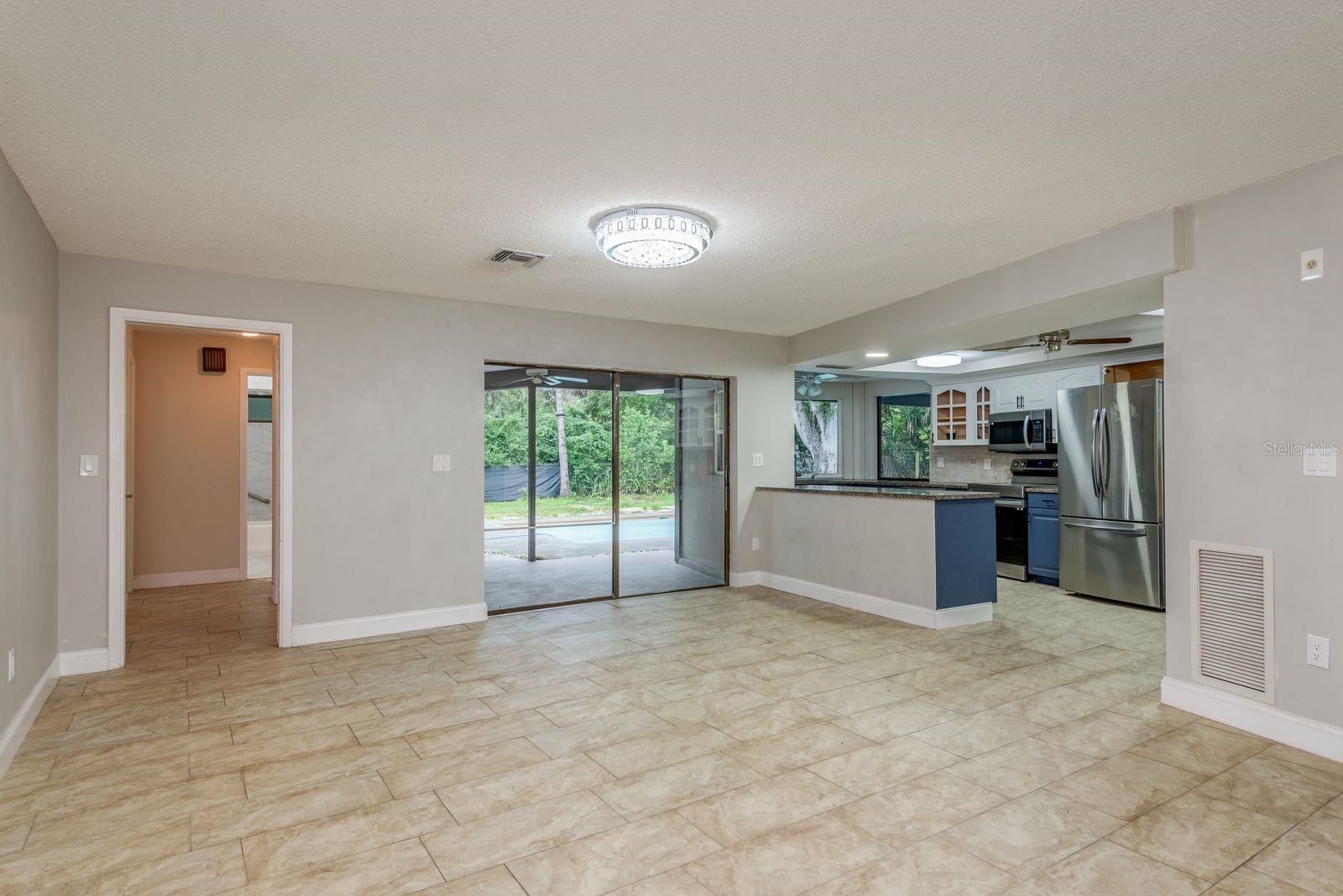 Image 8 of 25 For 1690 Curlew Road