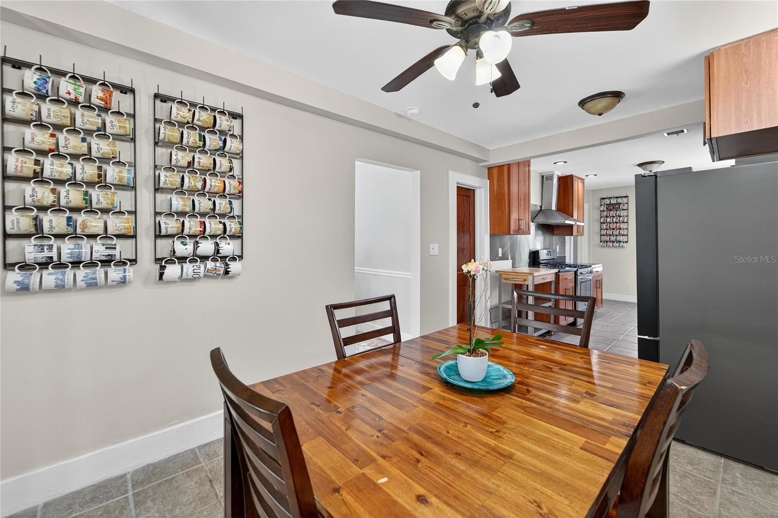 Image 27 of 89 For 1933 3rd Avenue W