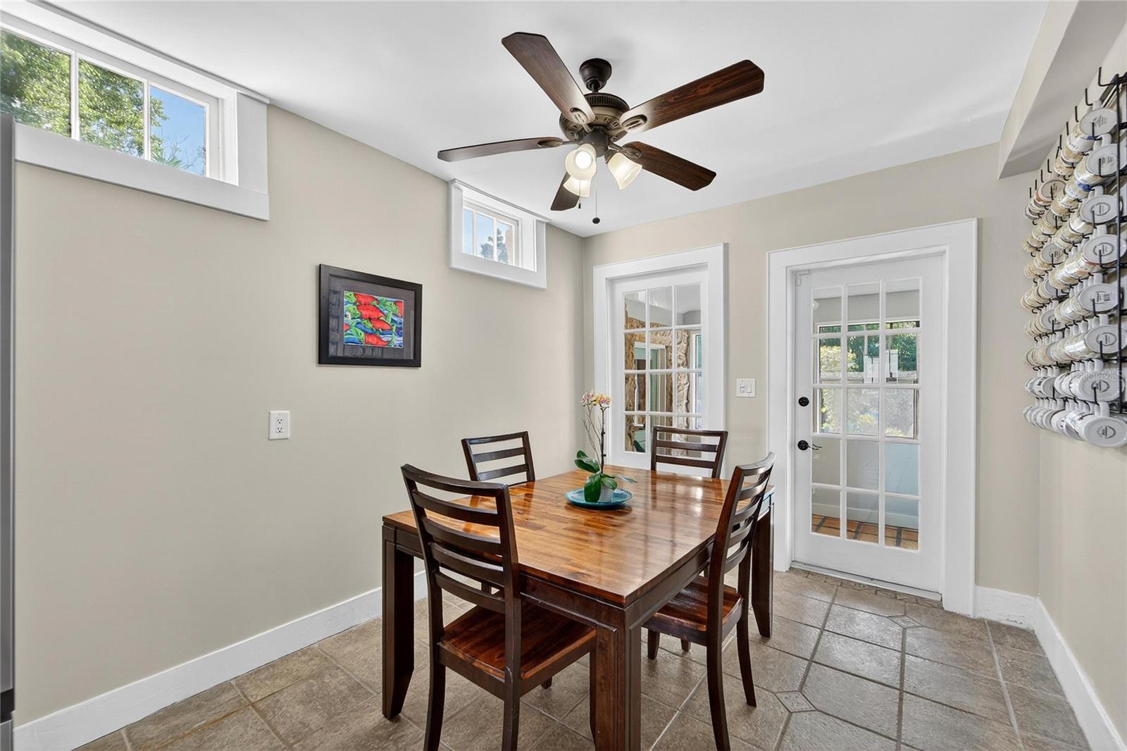 Image 28 of 89 For 1933 3rd Avenue W