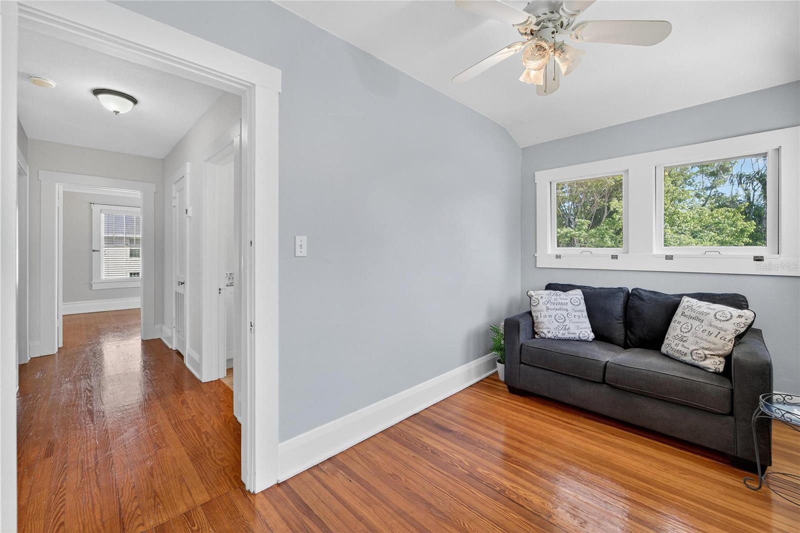 Image 44 of 89 For 1933 3rd Avenue W