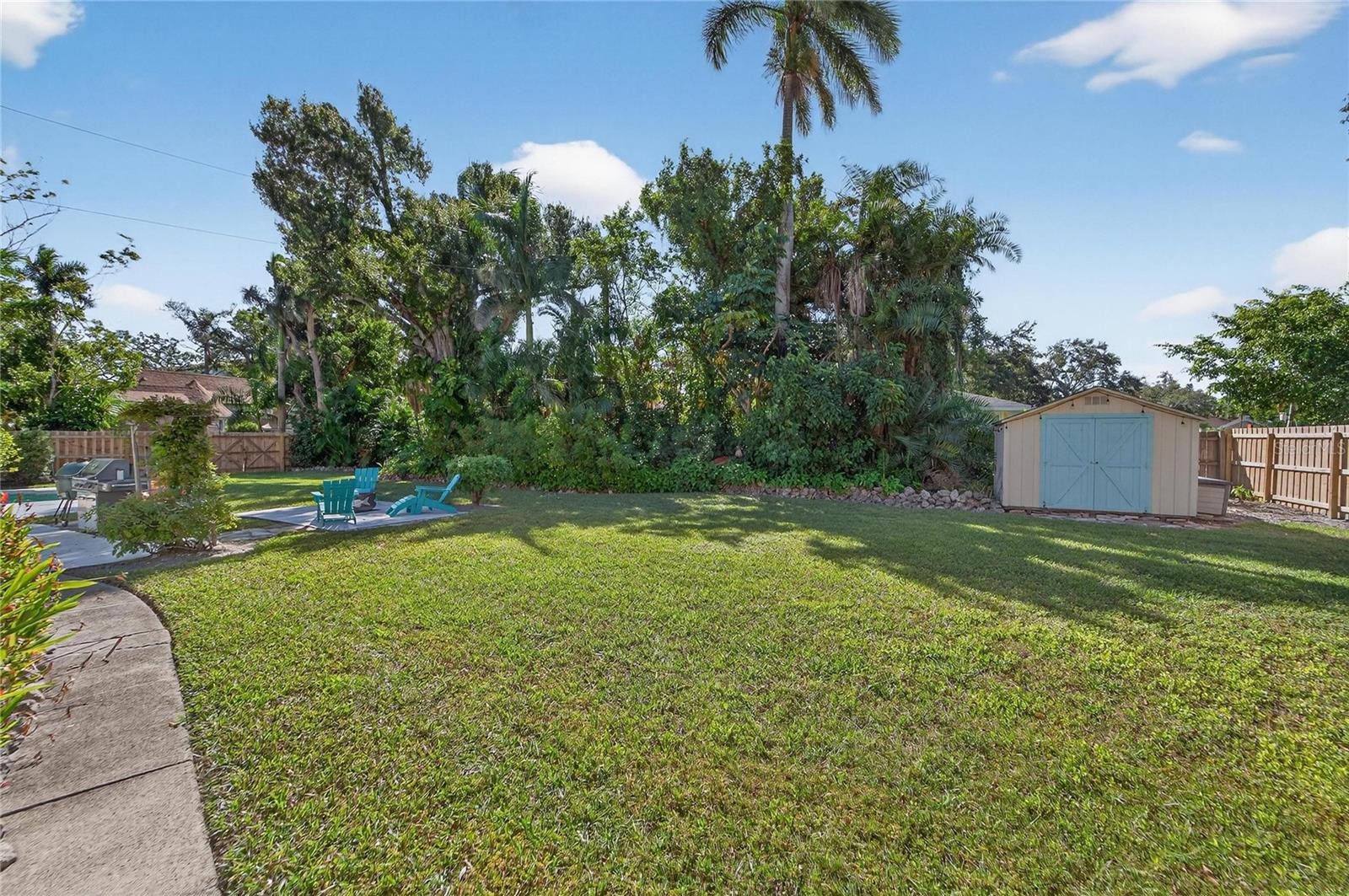 Image 69 of 89 For 1933 3rd Avenue W